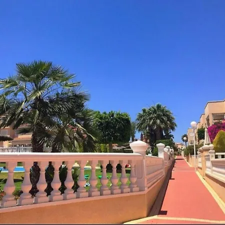 Zenia Mar Holiday home *